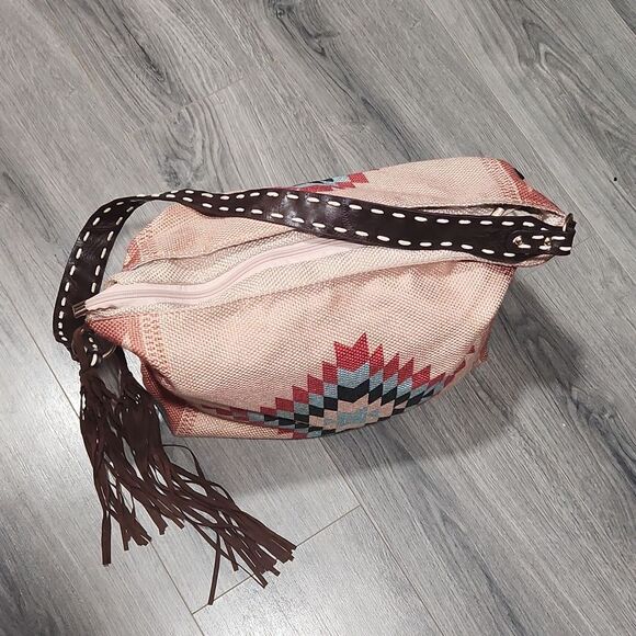 Southwestern Soft Burlap Fringe Stylish Tan & Brown Hobo Bag - Picture 4 of 11